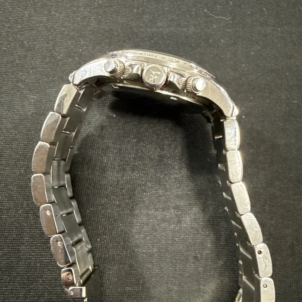 MICHAEL KORS MK-5520 NEW BATTERY MOTHER OF PEARL DIAL WOMENS WRISTWATCH